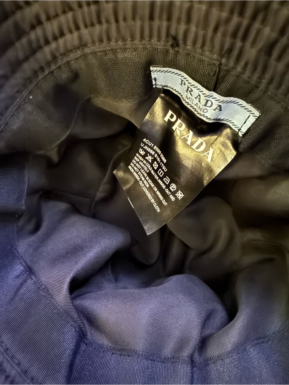 Prada Black Re-Nylon Bucket Hat - Picture 3 of 3